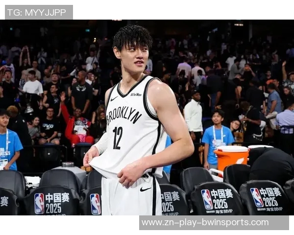 曾凡博在中国赛表现平平被篮网裁掉10分钟无得分仅有1次抢断