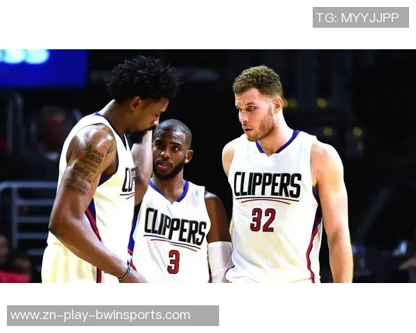 杜兰特盛赞阿门的超快二次起跳与独特风格如同发射台般令人惊叹