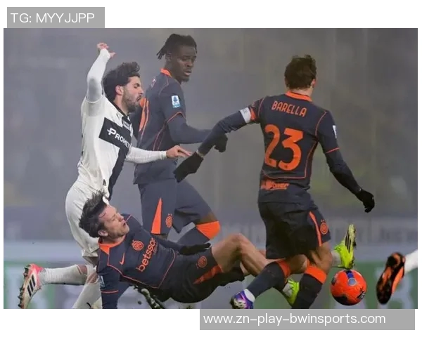 意甲10月最佳球员候选名单揭晓莱奥恰尔汗奥卢安古伊萨等六人争夺荣誉