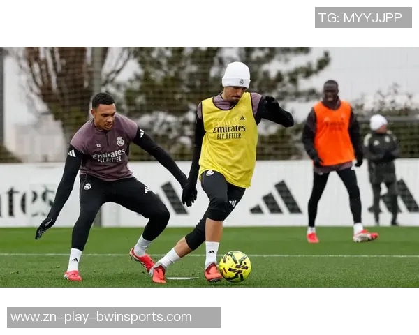 阿韦洛亚坚信阿诺德能力不容置疑将继续重用这位球员