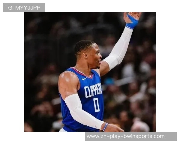 杰伦格林复出表现稳健半场贡献7分2板2助正负值5 杰伦格林复出表现稳健半场贡献7分2板2助正负值5